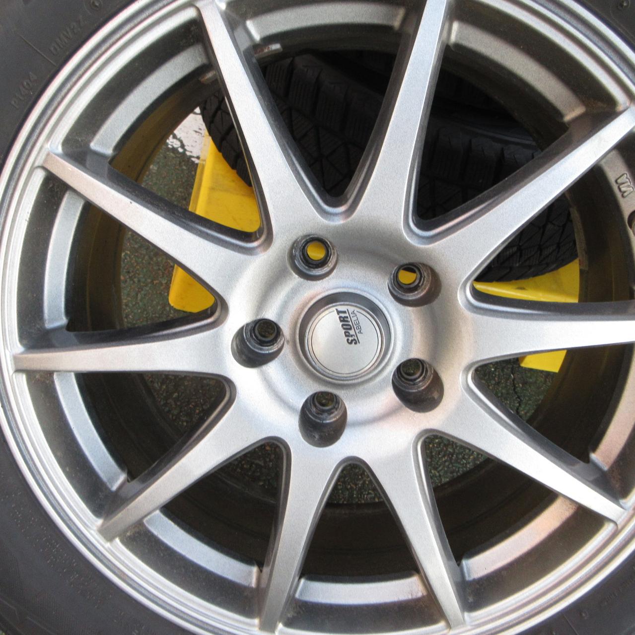 Yellow Hat SPORT ABELIA