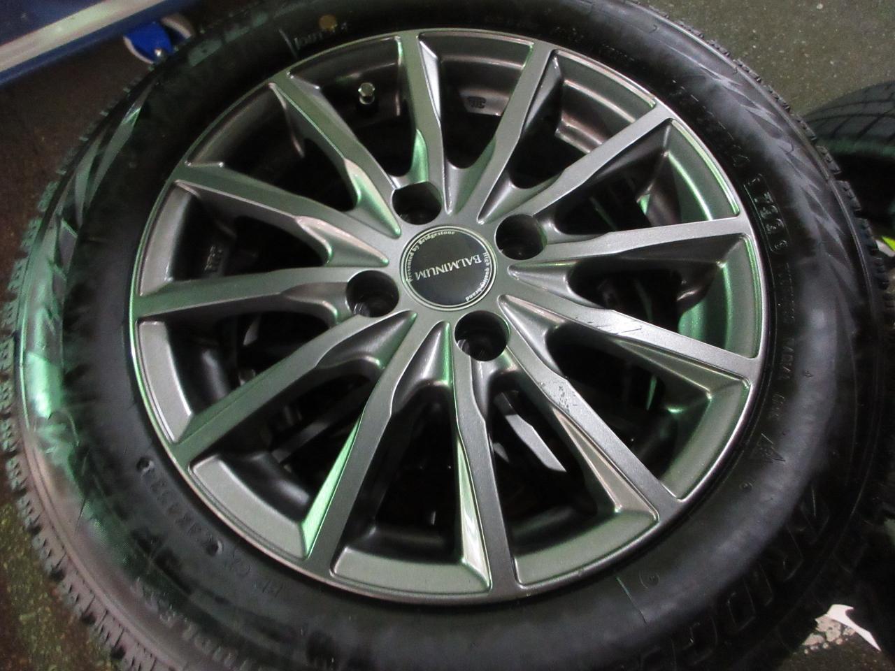 BRIDGESTONE BALMINUM+BRIDGESTONE BLIZZAK VRX2