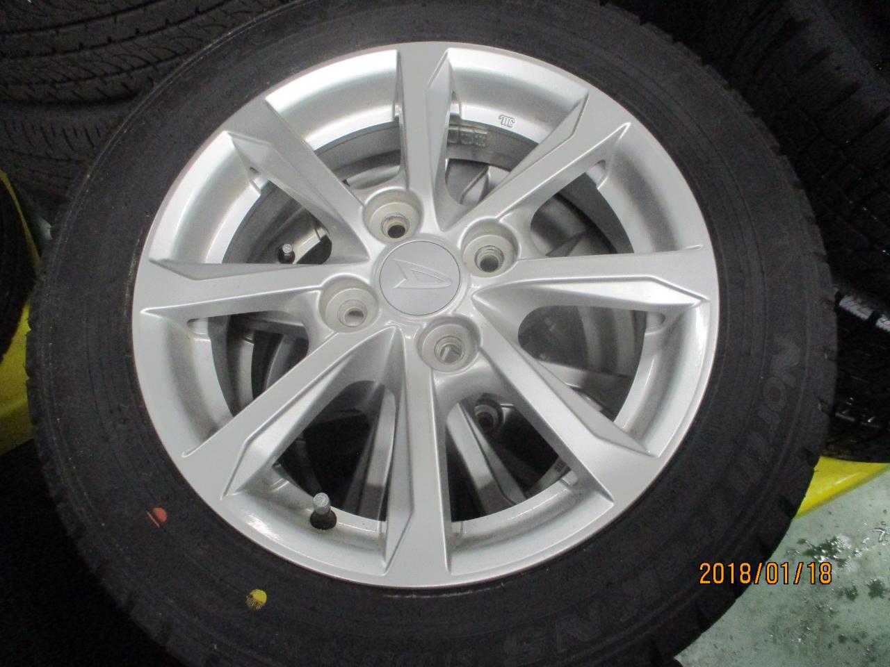Daihatsu Move Genuine Wheel + AUTOBACS North Trek N5