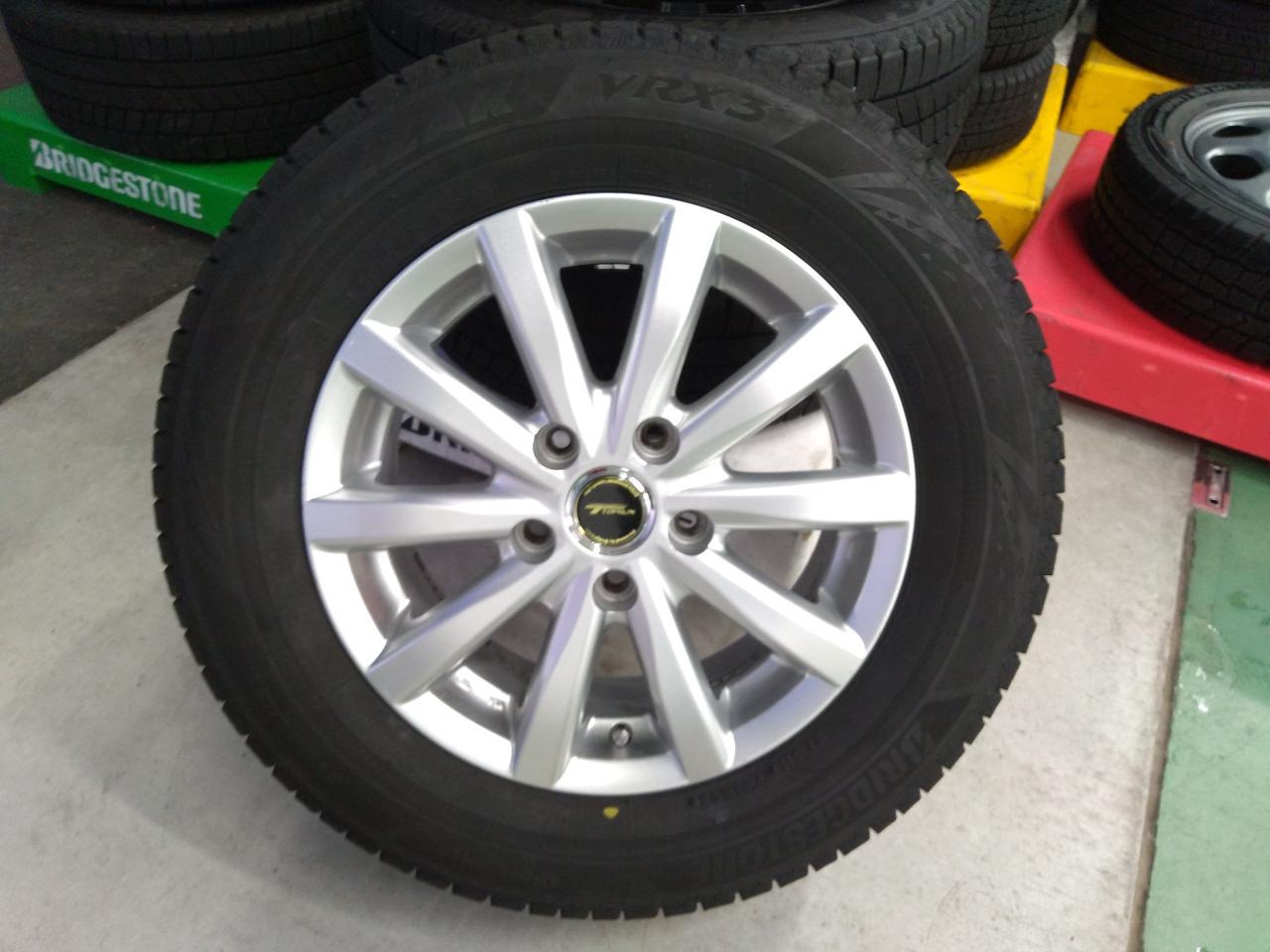 BRIDGESTONE TOPRUN + BRIDGESTONE BRIDGESTONE BLIZZAK VRX3 195 / 65R15
