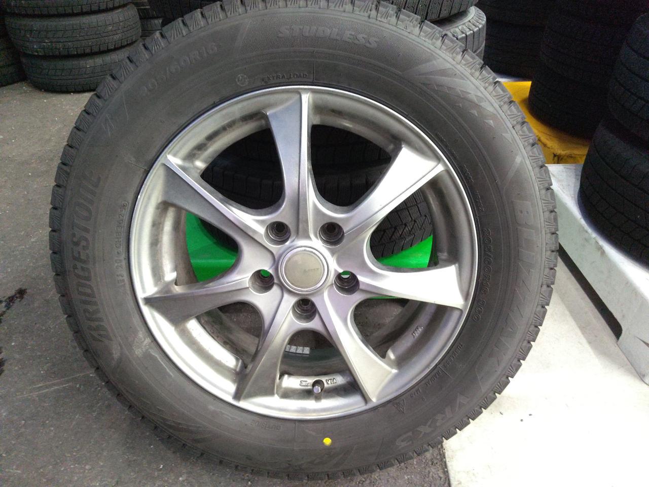 AUTOBACS SEVEN LEBEN + BRIDGESTONE BLIZZAK VRX3