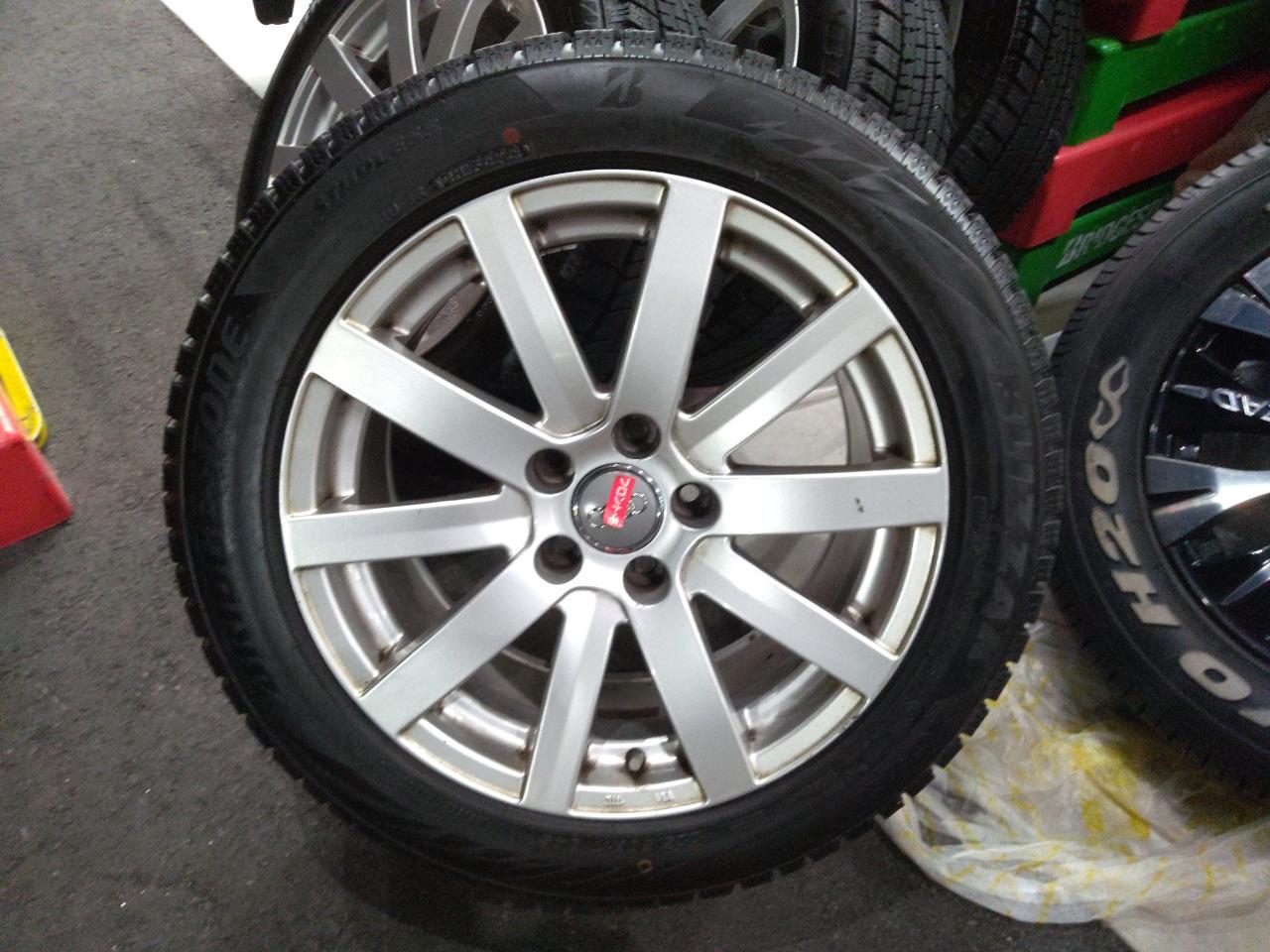 Other manufacturers unknown 10-spoke wheels + BRIDGESTONE BLIZZAK XG02