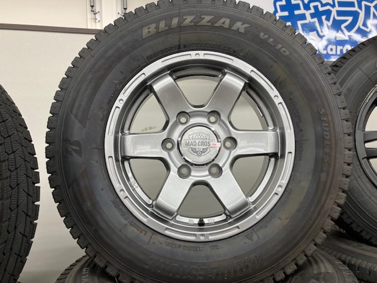 HOT STUFF MAD CROSS MC76 + BRIDGESTONE BLIZZAK VL10