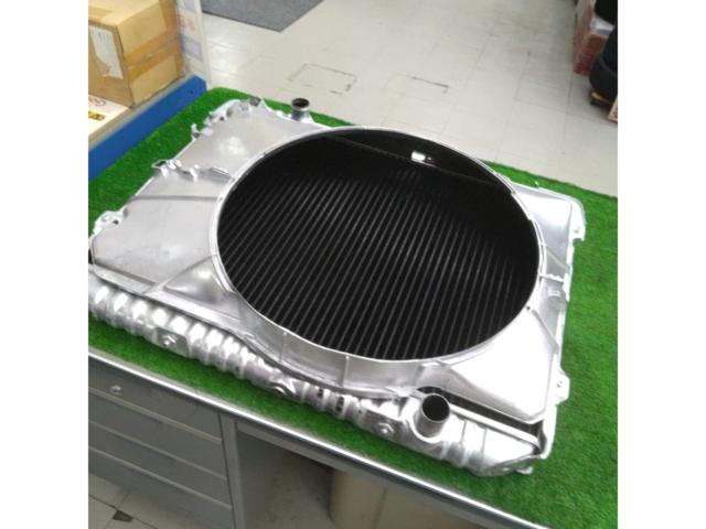 Unknown Manufacturer
Aluminum three-layer radiator