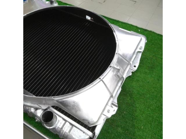 Unknown Manufacturer
Aluminum three-layer radiator