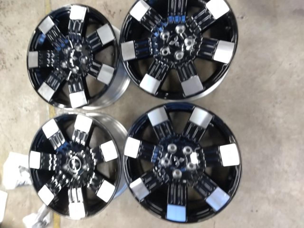 Genuine Mitsubishi parts Delica D:5 Machined Polished Finish Original wheel