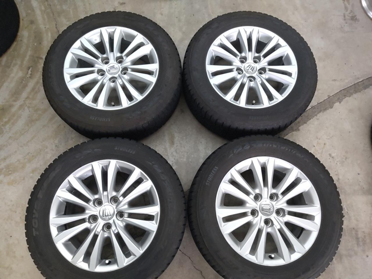 Toyota genuine parts Crown genuine wheel +TOYOOBSERVE GIZ2+TOYOOBSERVE GIZ2