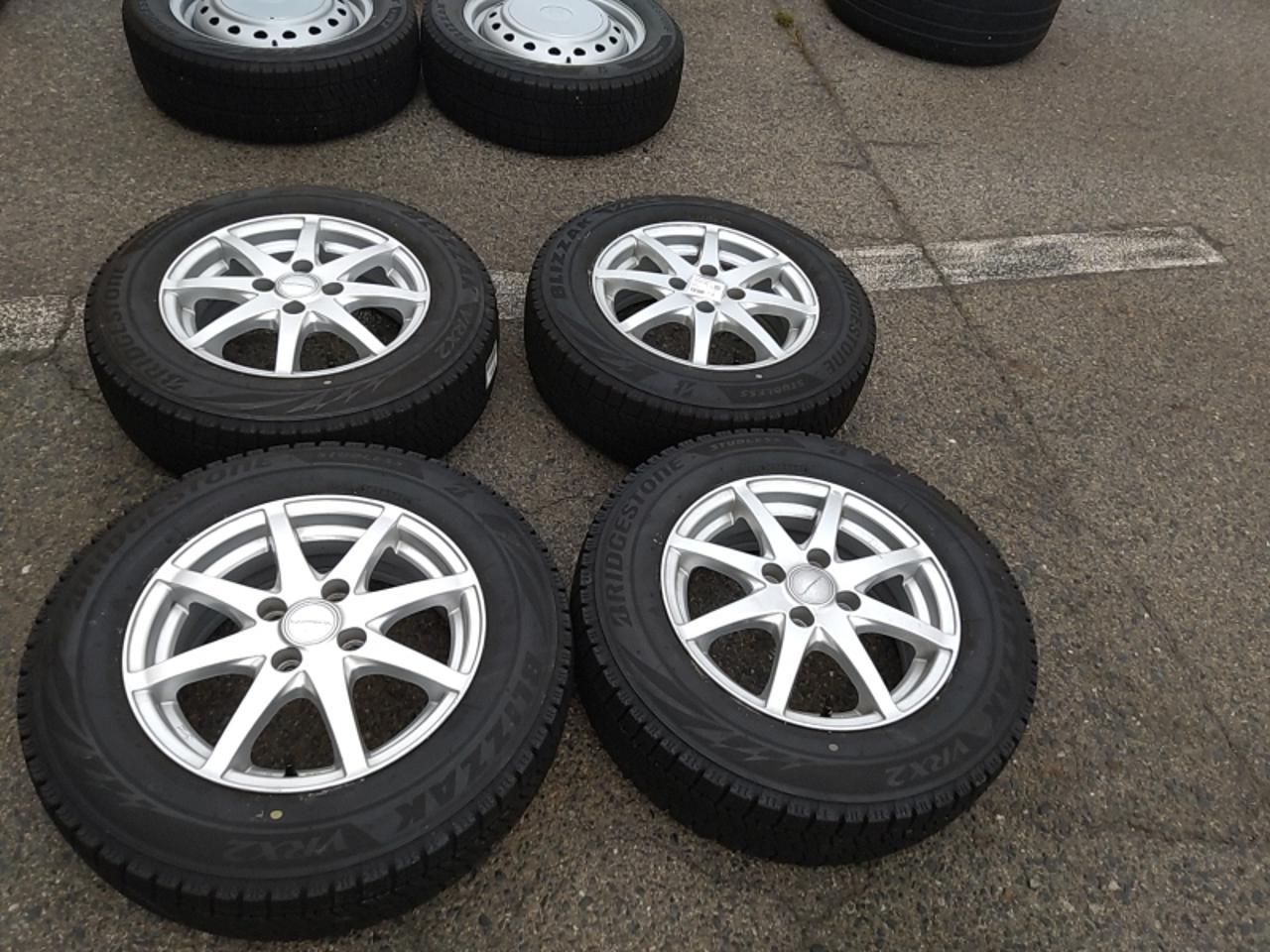 Yaris, Vitz, etc.!! BRIDGESTONE LAPORTA 01 + BRIDGESTONE BLIIZZAK VRX2