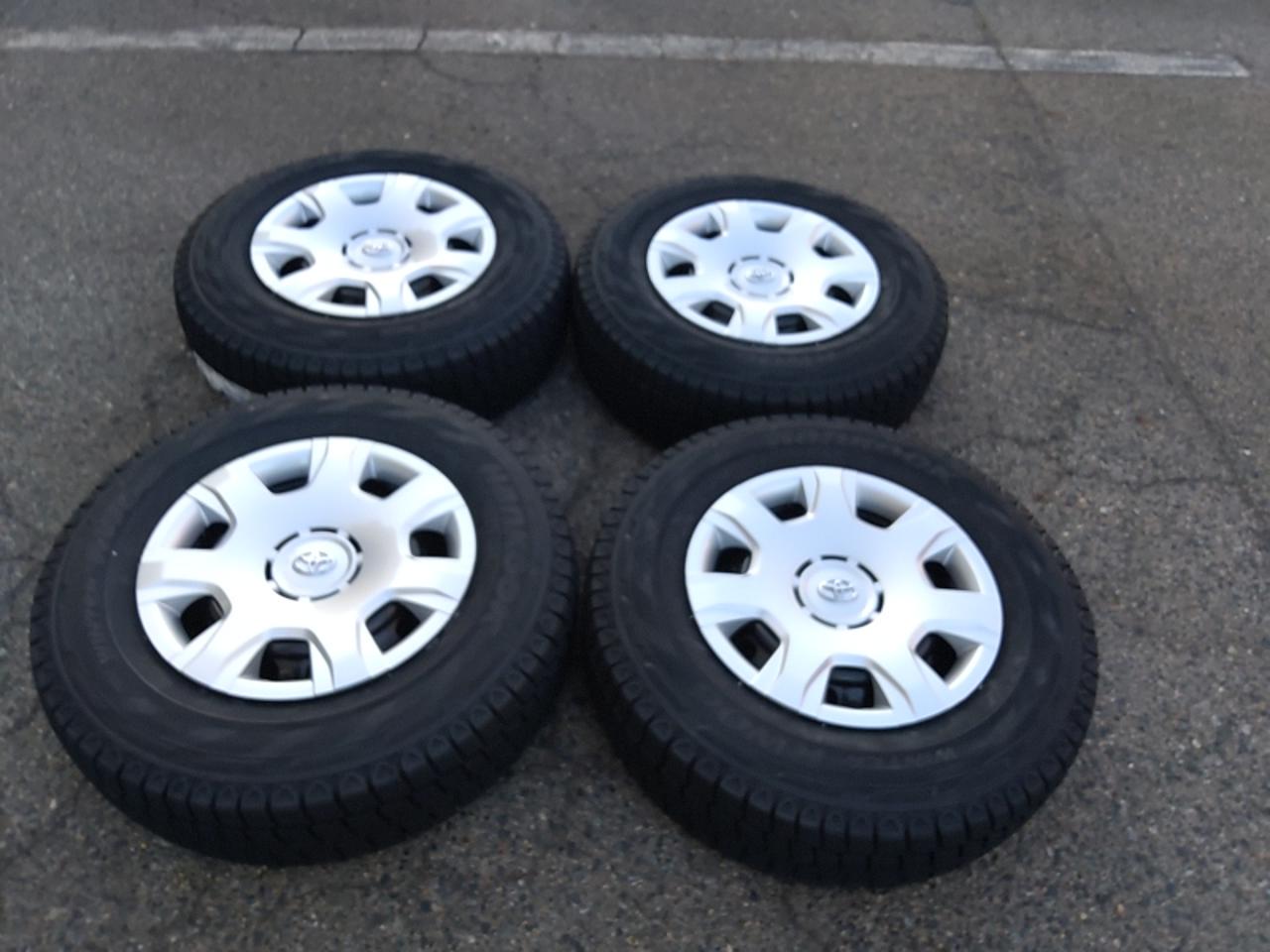 New tires !! Toyota genuine parts 200 Series/Hiace 9th Generation Genuine Steel Wheels + HANKOOK Winter RW06