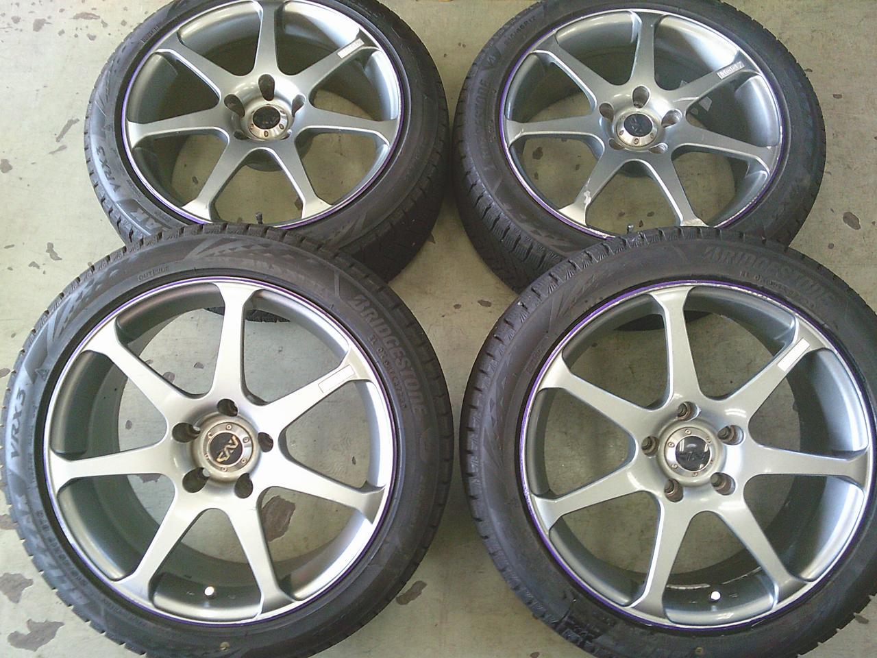 BRIDGESTONE BLIZZAK VRX3 + YOKOHAMA AVS MODEL 7