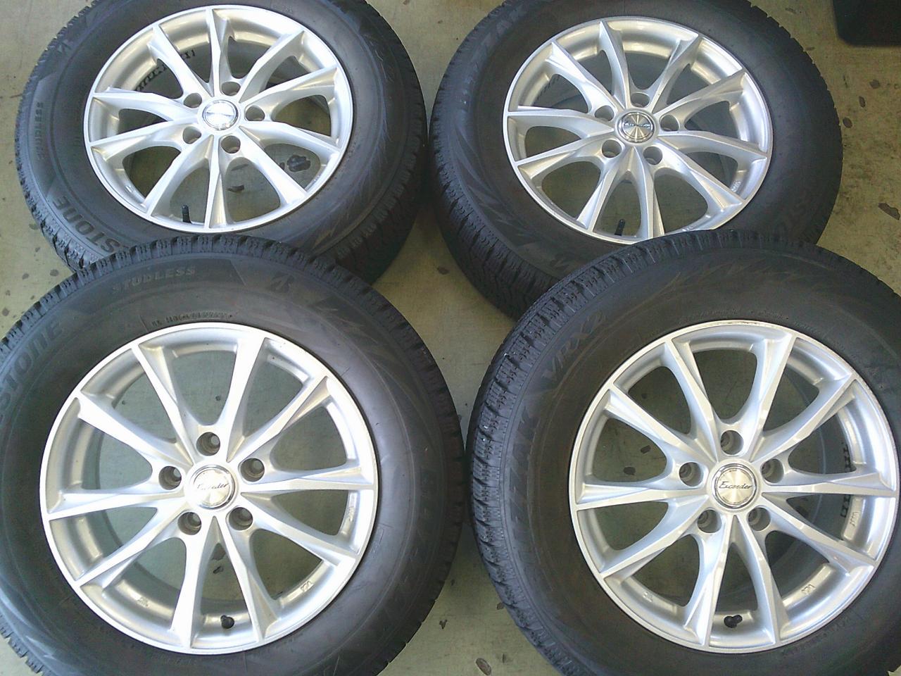 BRIDGESONE BLIZZAK VRX2 + HOT STUFF Exceeder E06