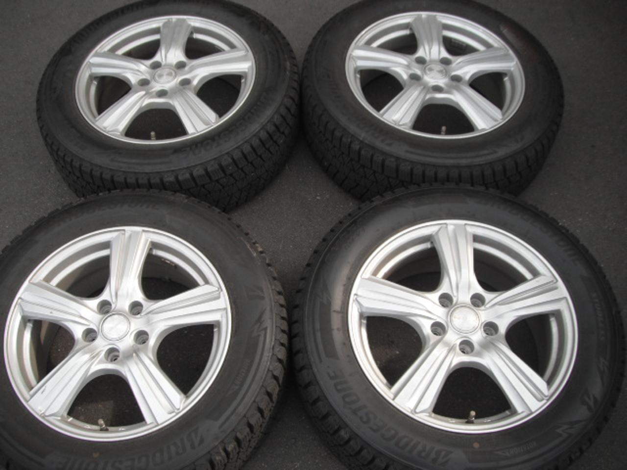 BRIDGESTONE BLIZZAK DM-V3 + DUNLOP VIOLENTO KS