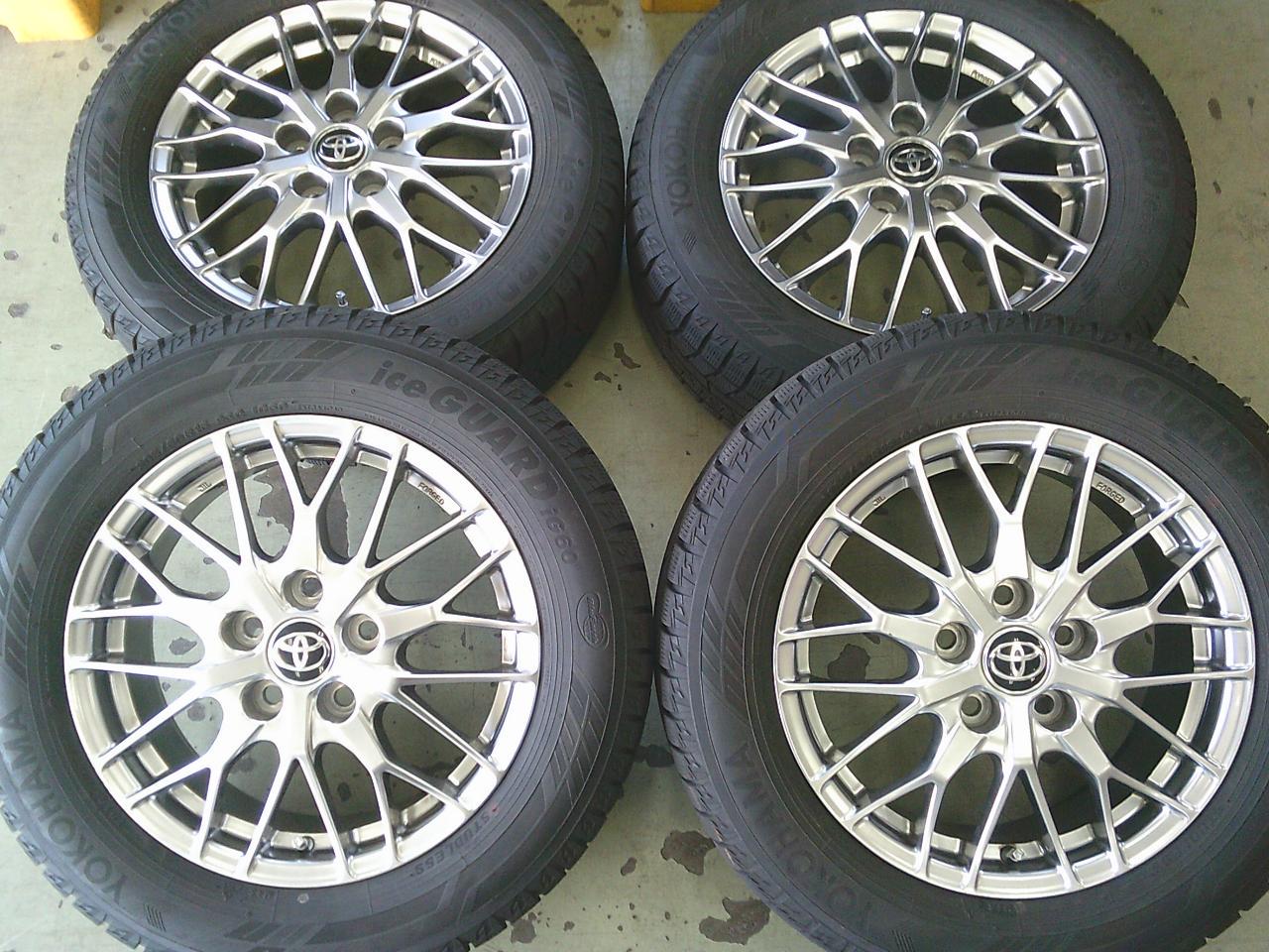 YOKOHAMA iceGUARD iG60 + Toyota 80-series Noah / Voxy Genuine Made BBS Alloy Wheels