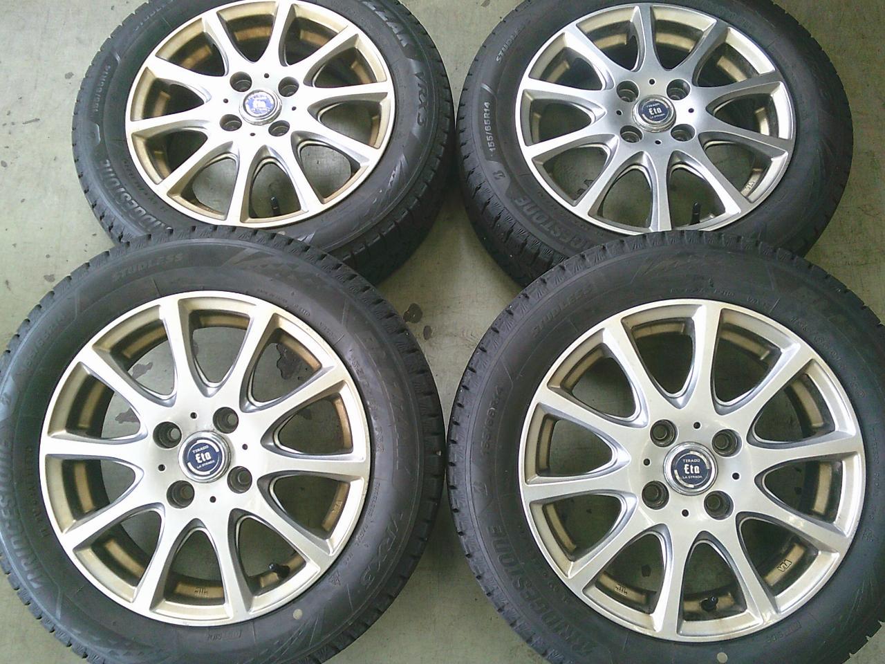 BRIDGESTONE BLIZZAK VRX3 + ABE SHOKAI LA STRADA TIRADO ETA