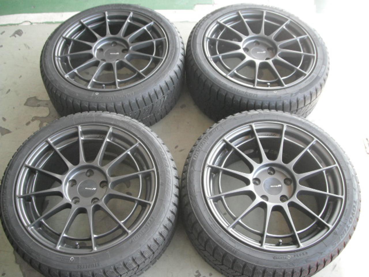 TOYO GARIT GIZ2 + ENKEI Racing Revolution NT03RR
