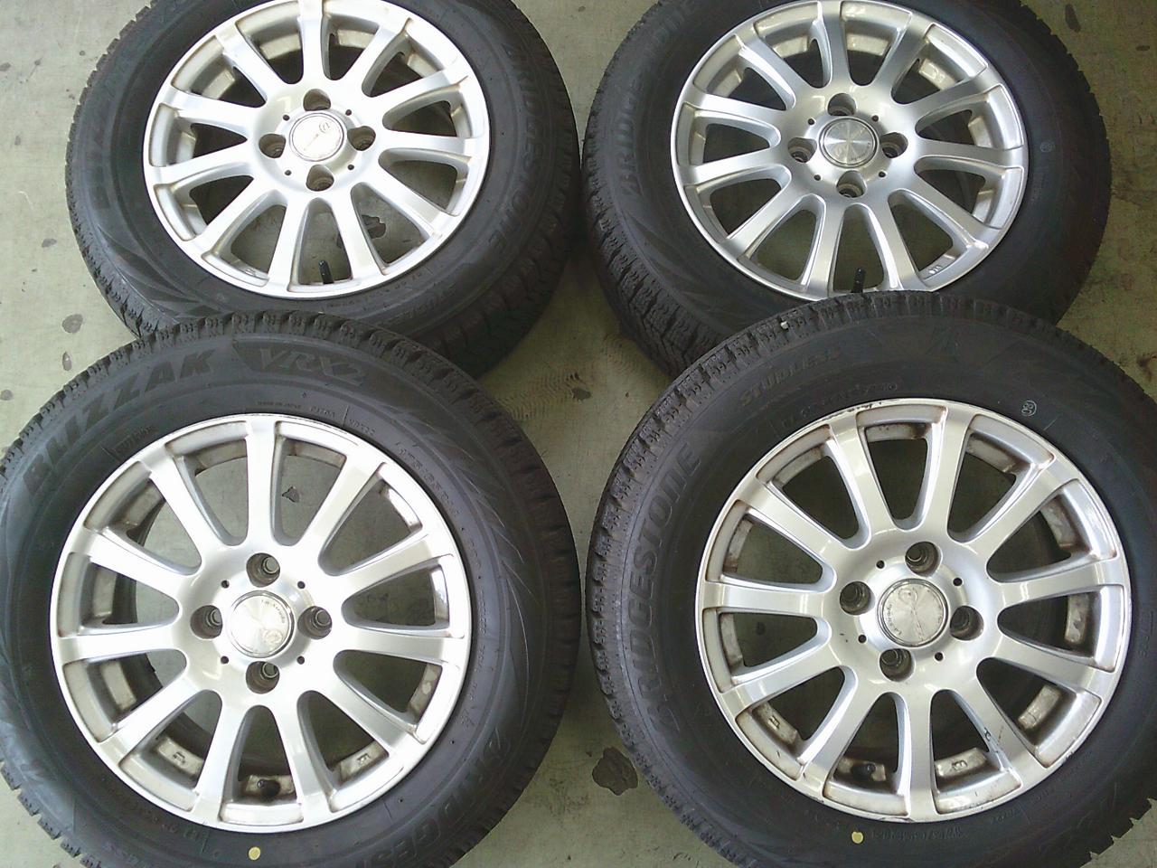 BRIDGESTONE BLIZZAK VRX2 + ABE SHOKAI LA STRADA TIRADO α