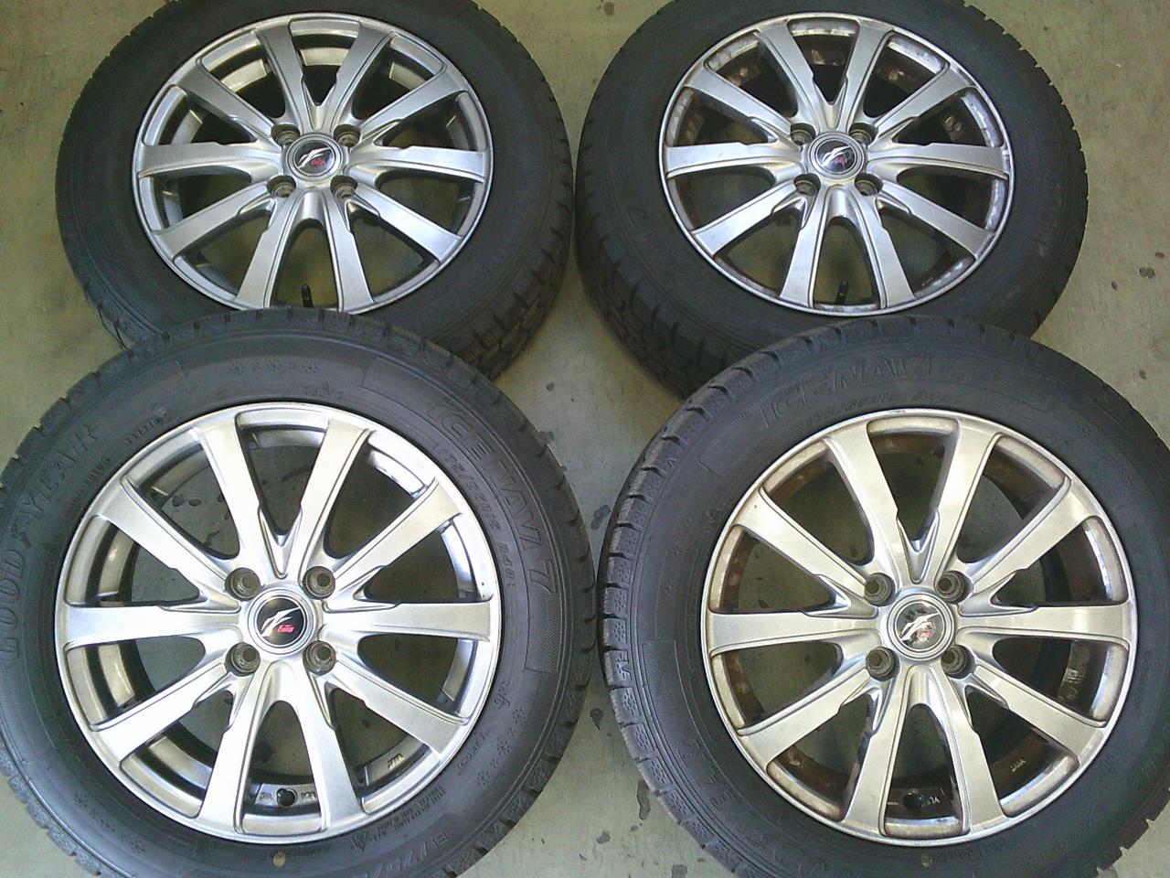 GOODYEAR ICE NAVI 7 + weds Fang 10-spoke wheel