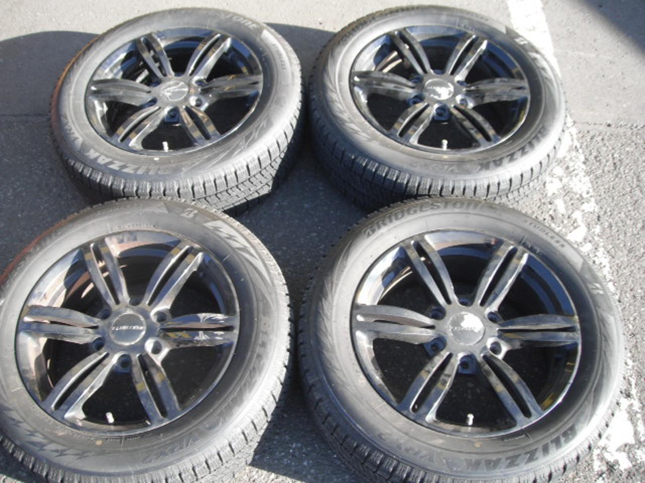 BRIDGESTONE BLIZZAK VRX2 + 415COBRA BADRUCKER 1