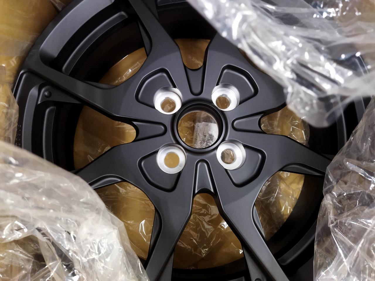 TRD GR Parts 16 inches Aluminum wheels