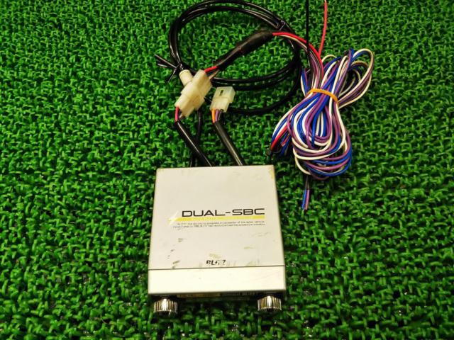 BLITZ DUAL-SBC ブーストコントローラー