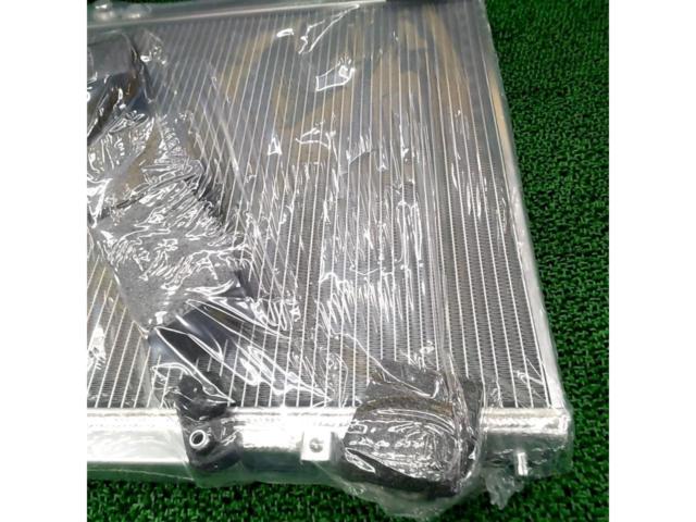☆10月お買い得品☆ メーカー不明 アルミラジエター