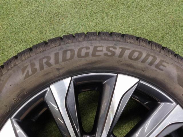 2【人気☆スタッドレスセット!】 ノア&ヴォクシー/90系 (ハイブリッド) S-Z グレード 純正 + BRIDGESTONE BLIZZAK VRX2 205/55R17 2024年