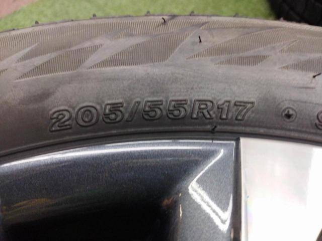 2【人気☆スタッドレスセット!】 ノア&ヴォクシー/90系 (ハイブリッド) S-Z グレード 純正 + BRIDGESTONE BLIZZAK VRX2 205/55R17 2024年