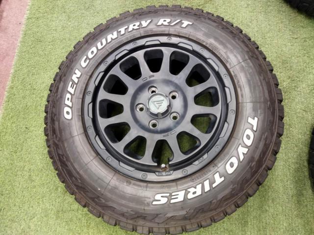 [114.3-5H] DELTA FORCE OVAL For DELICA D:5(MC前) + TOYO OPEN COUNTRY R/T 225/70R16 WL 2021年モデル