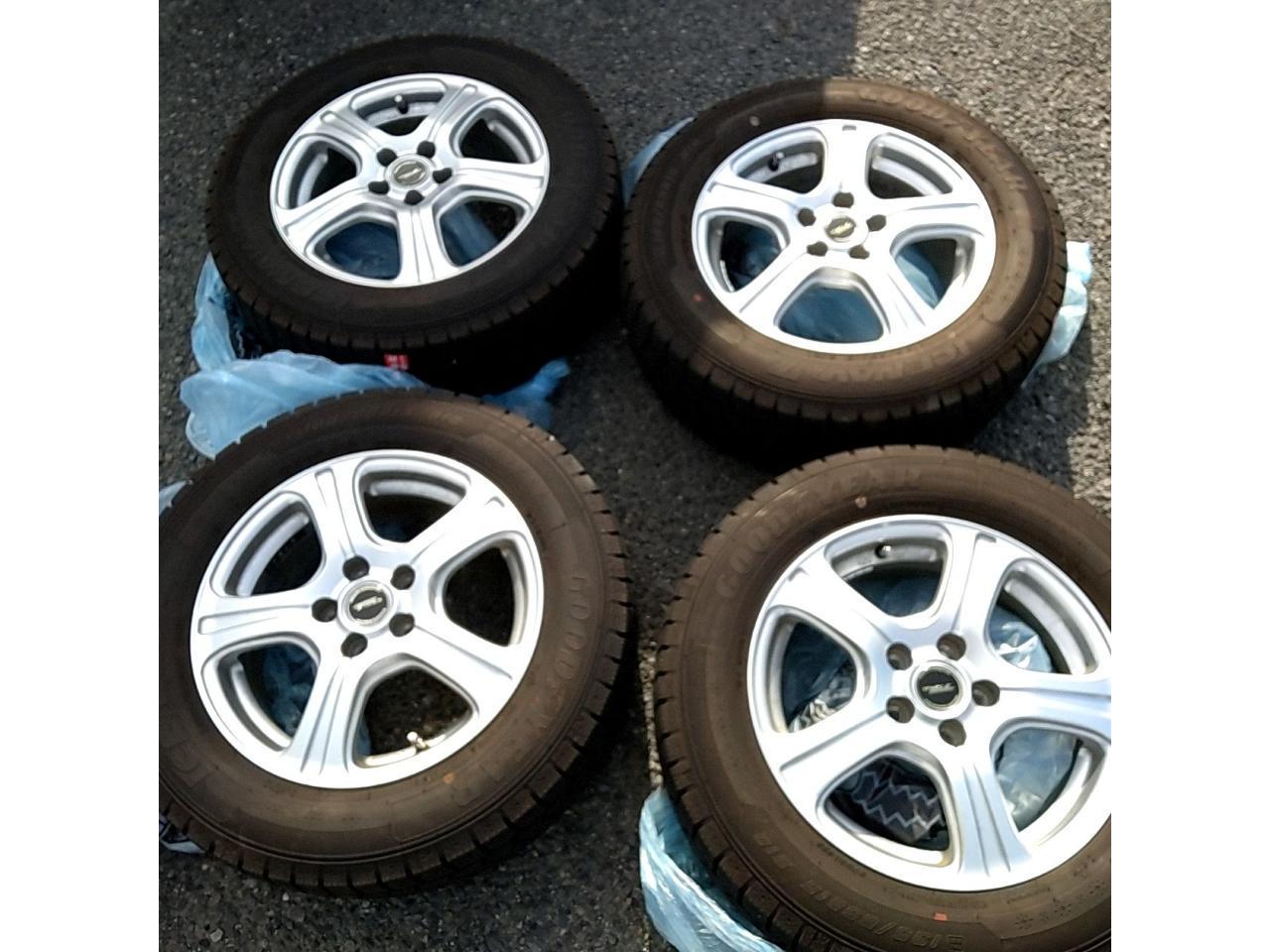 BRIDGESTONE TOPRUN 1 piece 5-spoke + GOODYEAR ICENAVI 7
