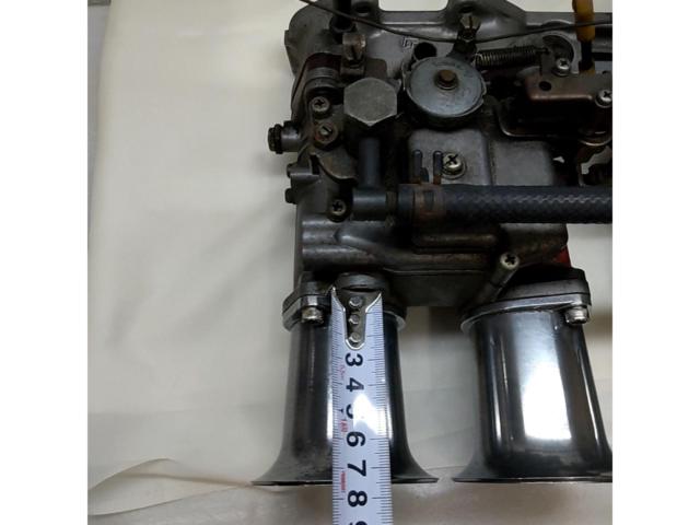  time thing 
Toyota genuine
2T-G engine genuine parts
Mikuni Solex
40Φ
+
Funnel set
Number:
21100-88233