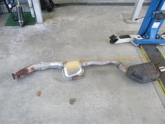 Nissan genuine
BNR32 / GT-R
R32
Genuine muffler