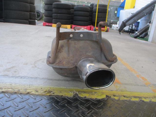 Nissan genuine
BNR32 / GT-R
R32
Genuine muffler