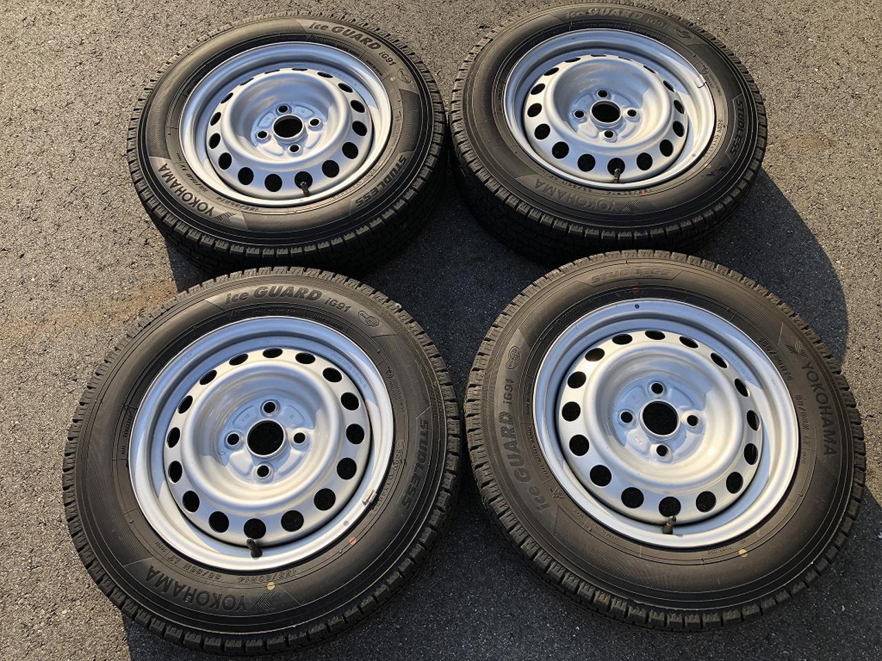 Toyota Professional box Genuine Steel wheel + YOKOHAMA iceGUARD iG91