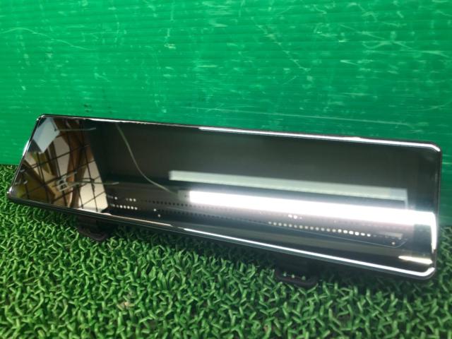 KQQ
Mirror type drive recorder
