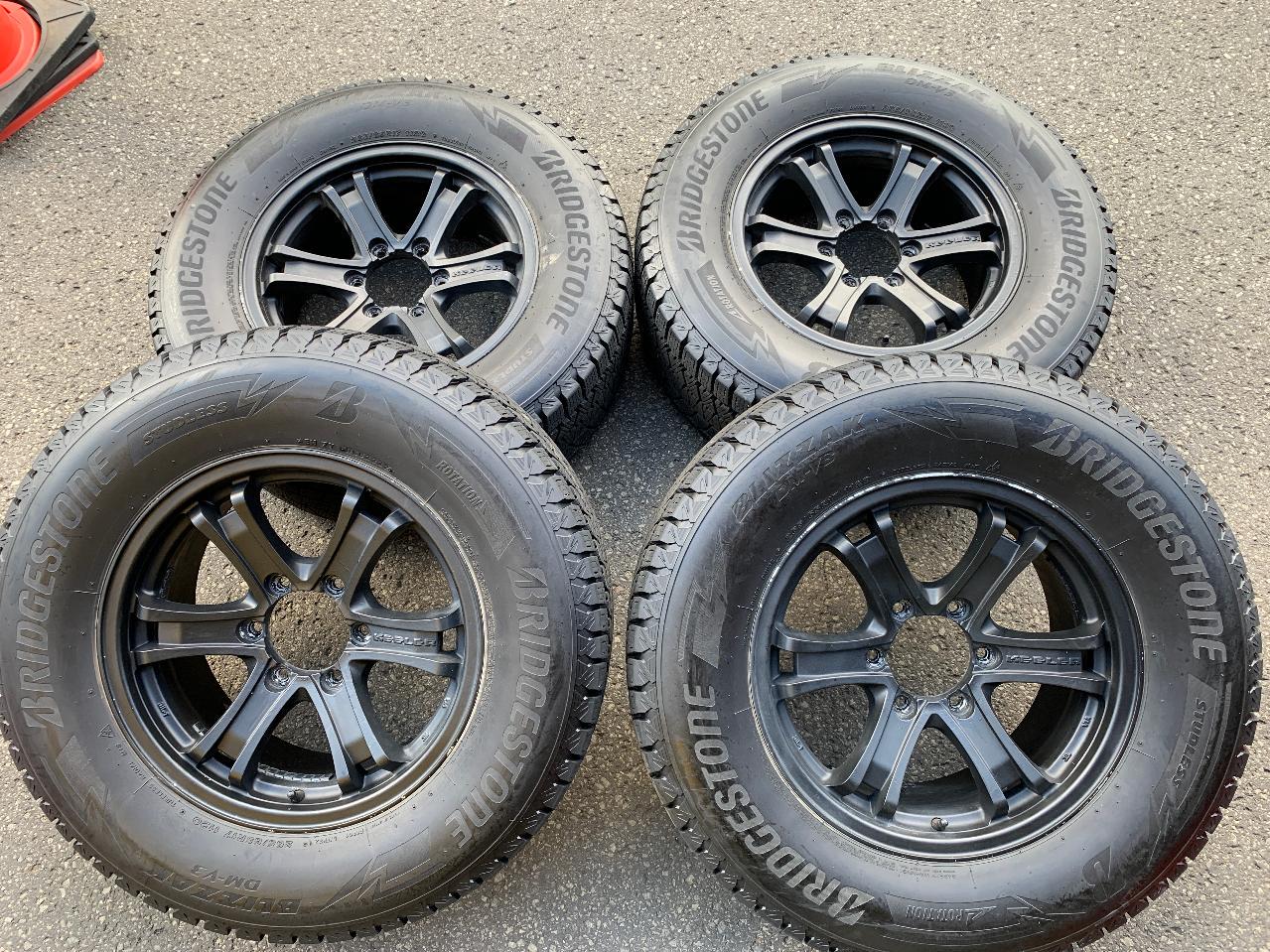 BRIDGESTONE BLIZZAK DM-V3 + weds KEELER FORCE