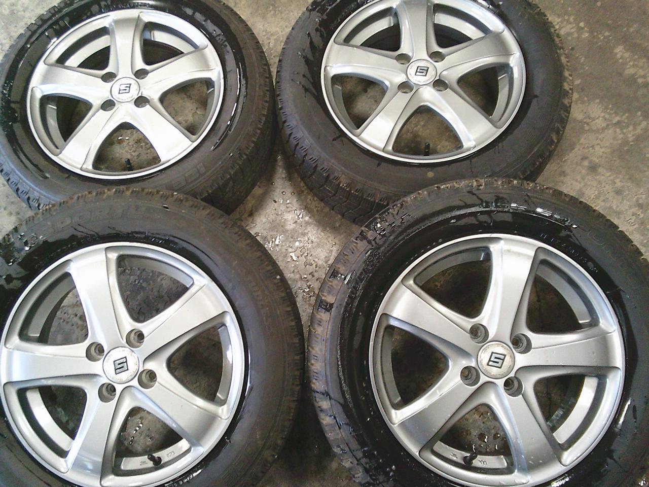 Container ICE ESPORTE + KYOHO SEIN Spoke wheels