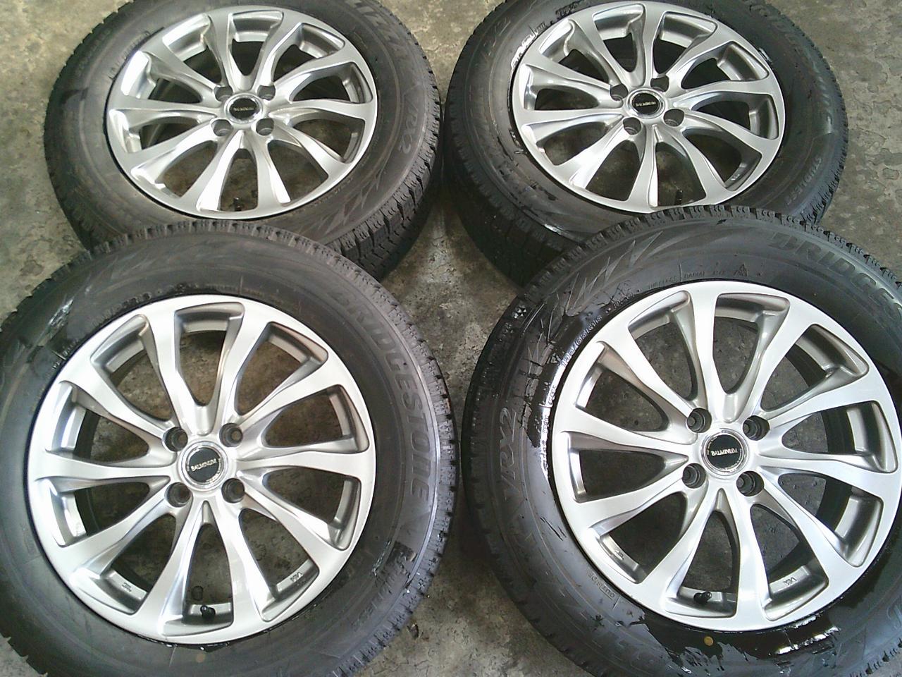 BRIDGESTONE BLIZZAK VRX2 + BRIDGESTONE BALMINUM TR10