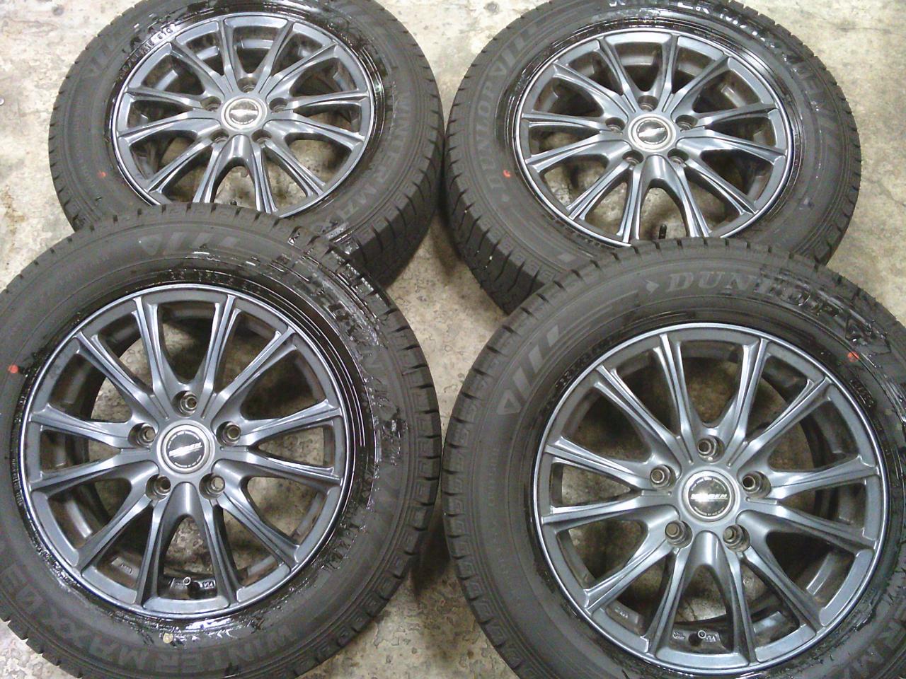 DUNLOP WINTERMAXX WM03 + HOT STUFF WAREN W02
