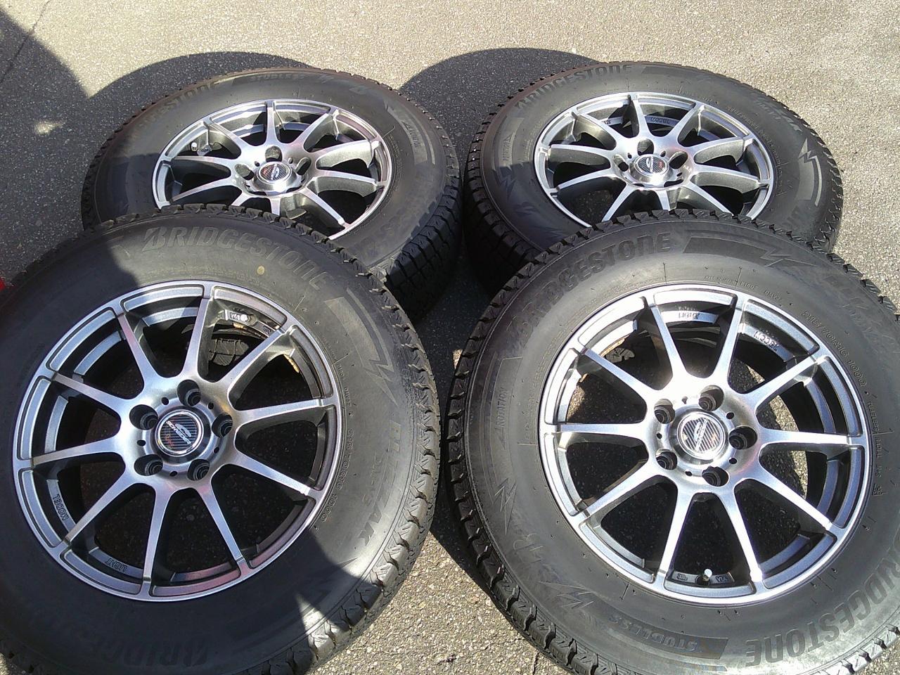 BRIDGESTONE BLIZZAK DM-V3+A-TECH SCHNEIDER StaG