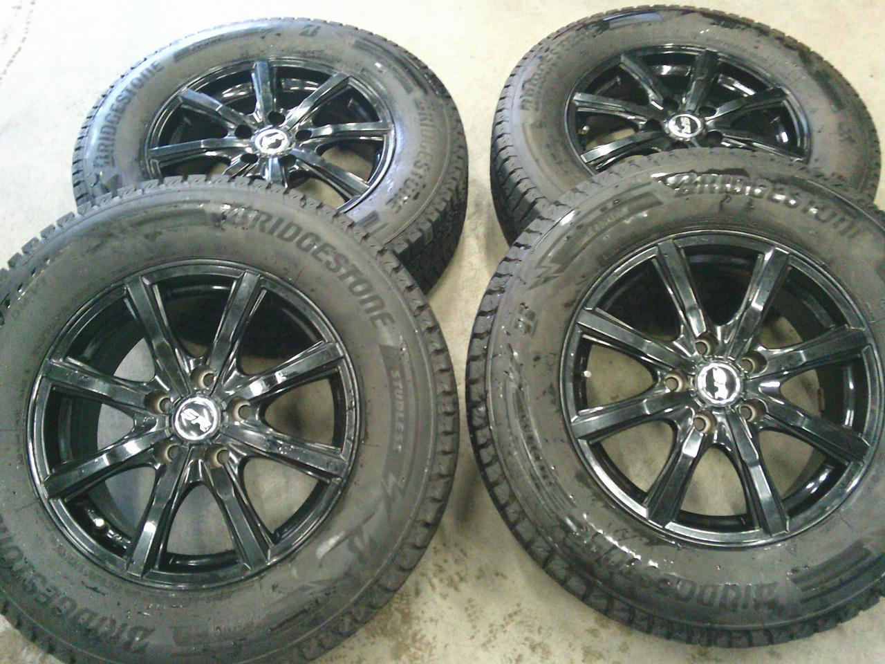 BRIDGESTONE BLIZZAK DM-V3 + Lehrmeister BRANDLE-LINE STRANGER SR spoke wheel