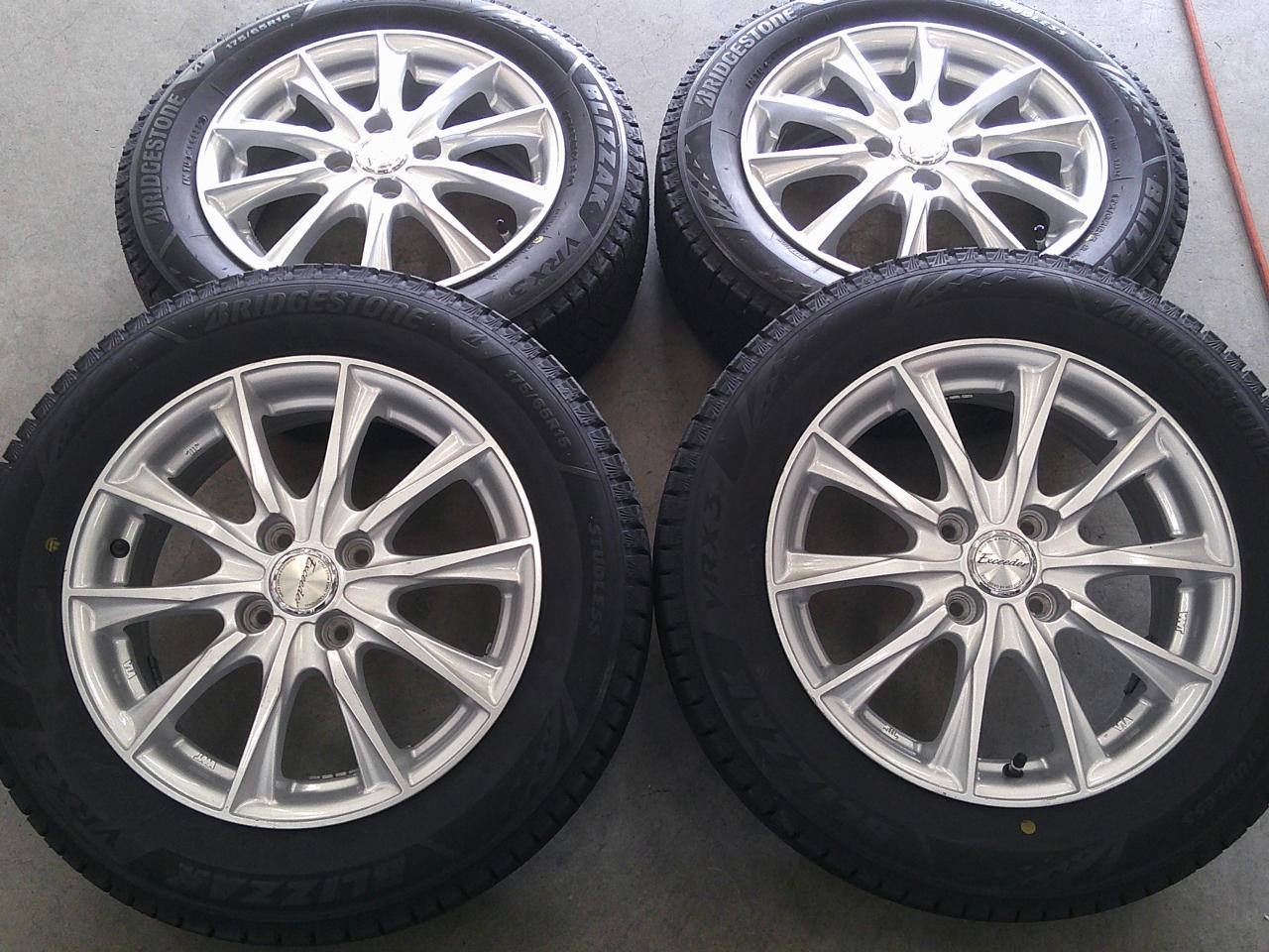 BRIDGESTONE BLIZZAK VRX3 + HOT STUFF Exceeder E06