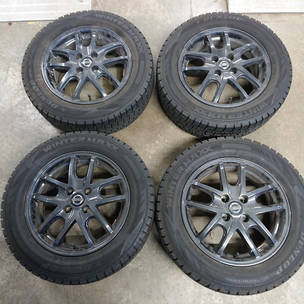 DUNLOP WINTERMAXX WM02 + Nissan Genuine option Estilo