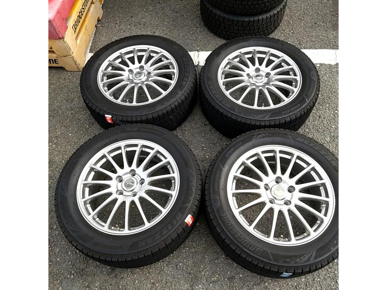 BRIDGESTONE ECO FORME CRS 101 + BRIDGESTONE BLIZZAK VRX3