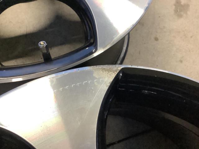 Volkswagen
Golf 6
GTI original wheel