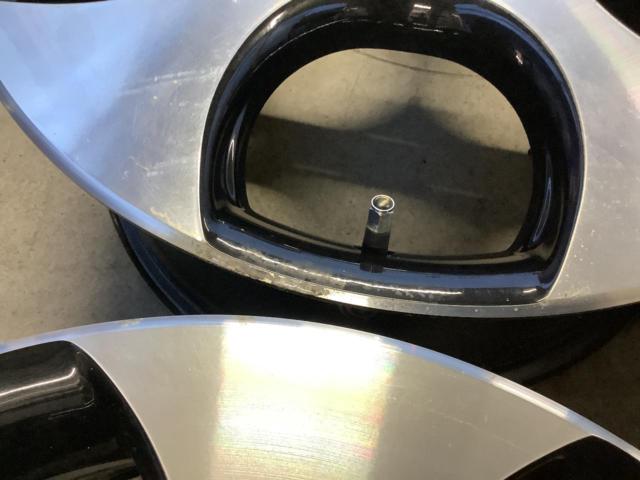 Volkswagen
Golf 6
GTI original wheel