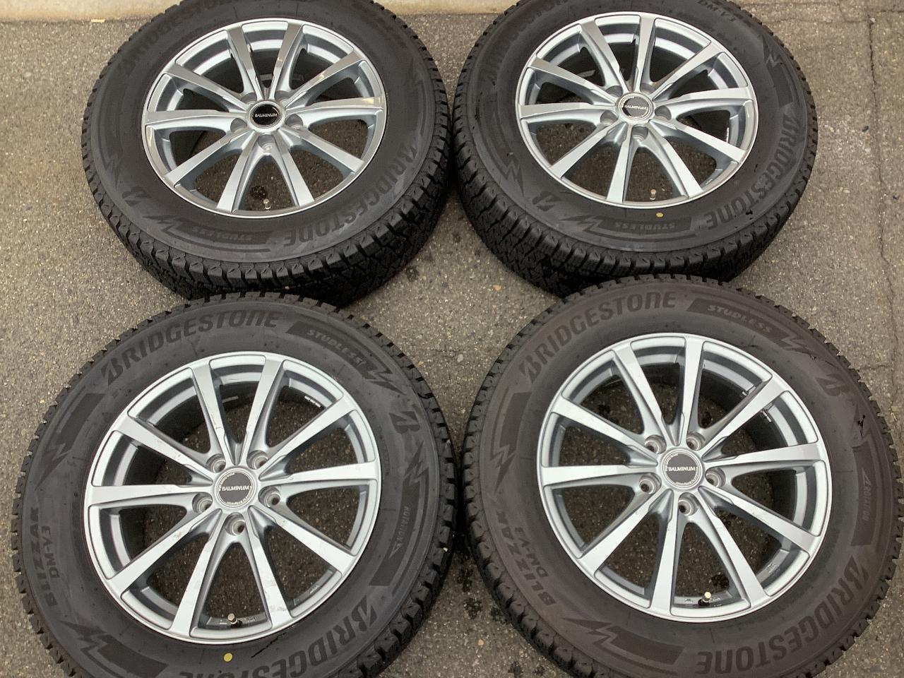 BRIDGESTONEBALMINUM+BRIDGESTONEBLIZZAK DM-V3