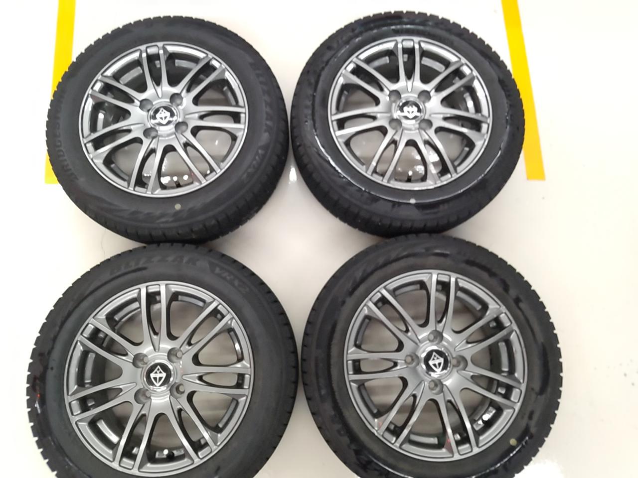 VELVA + BRIDGESTONE VRX2