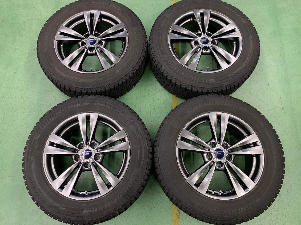 Warehouse 11 Lehrmeister L-FLOUNGE + BRIDGESTONE BLIZZAK DM-V3