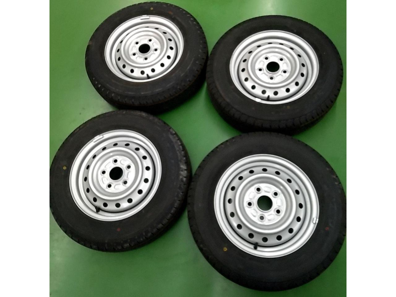 Toyota genuine Liteace genuine steel + DUNLOP SP LT30A 165 / 80R14 97/97N LT