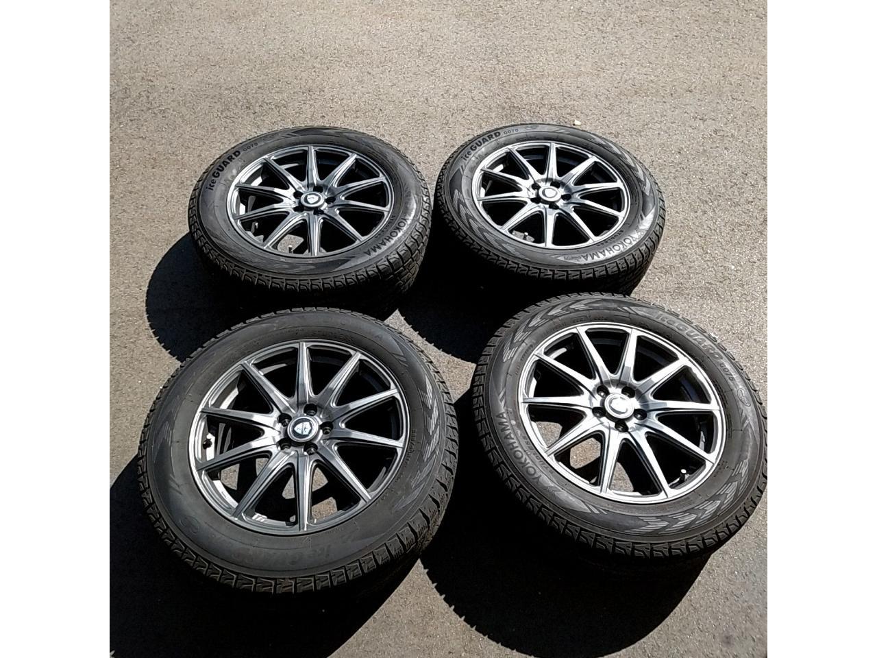 LehrmeisterESTROSA+YOKOHAMAiceGUARD SUV G075 225 / 60r17